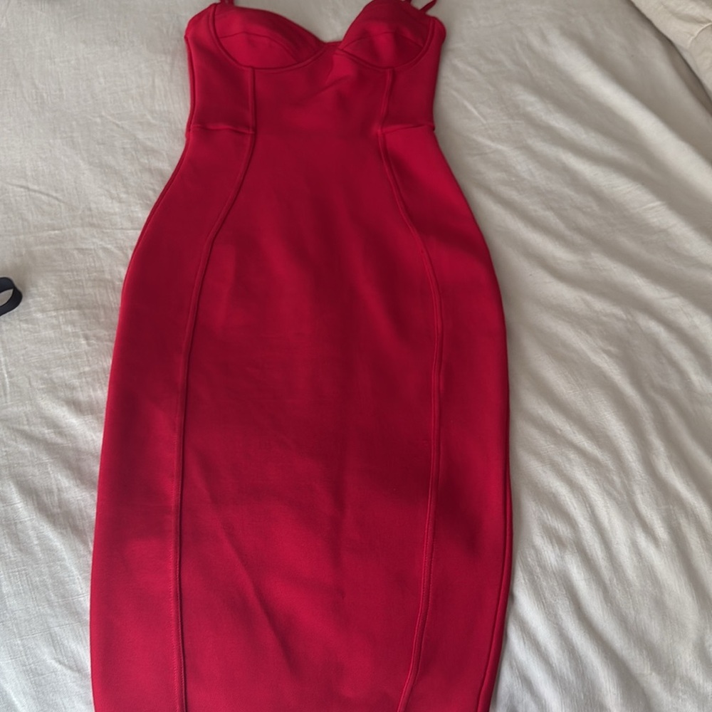 Red Dress - Picture 2 of 5